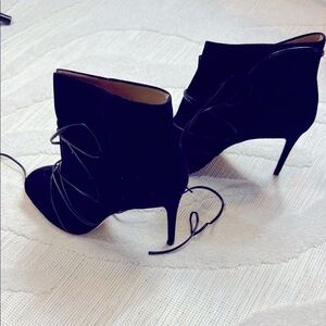 ANTONIO MELANI Black Suede Lace-Up Heeled Boots